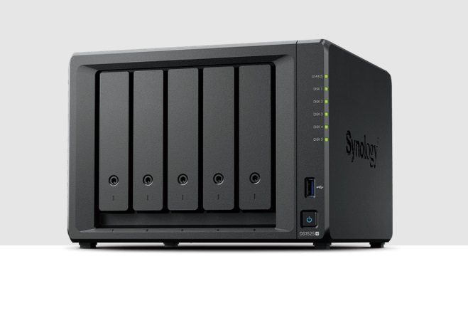  NAS: 5-Bay 3.5" , 2x 2.5 GbE (Tower), AMD Ryzen Quad Core 2.2GHz, 8GB RAM, x USB3.2, 2x Expansion 3 year Wty  <b>ONLY USES SYNOLOGY HDD/SSD/NVME</b>  