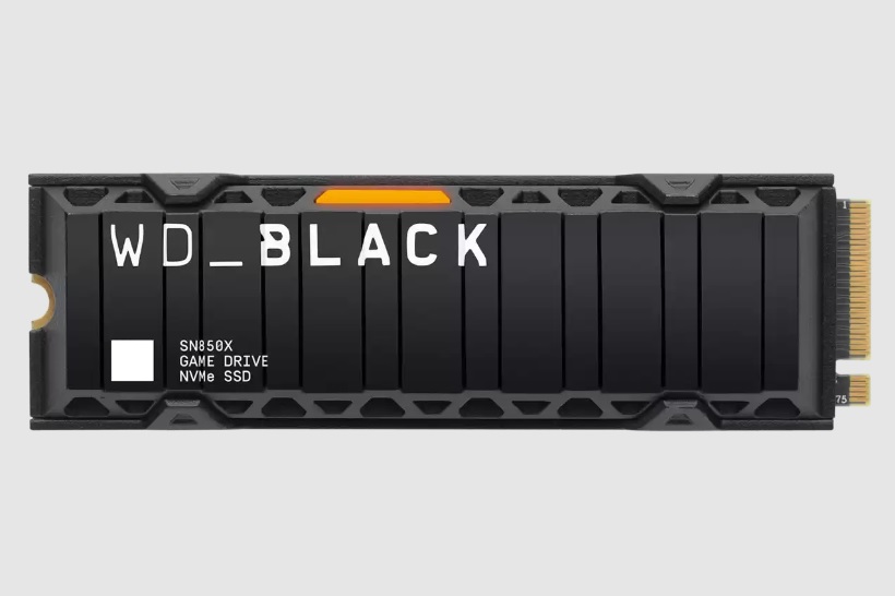  M.2 NVMe SSD: 1TB Black SN850X, PCIe Gen4, Read: 7300MB/s, Write: 6300MB/s, R:800K/W:1,100K IOPS, 600 TBW - With Heatsink  